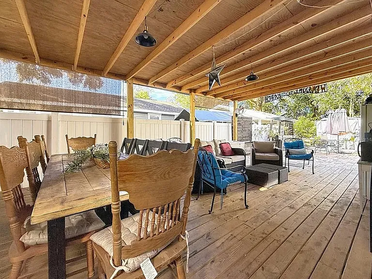902 W Baker St — Photo 15