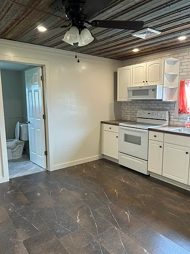 108 Belgian Ln Photo 1