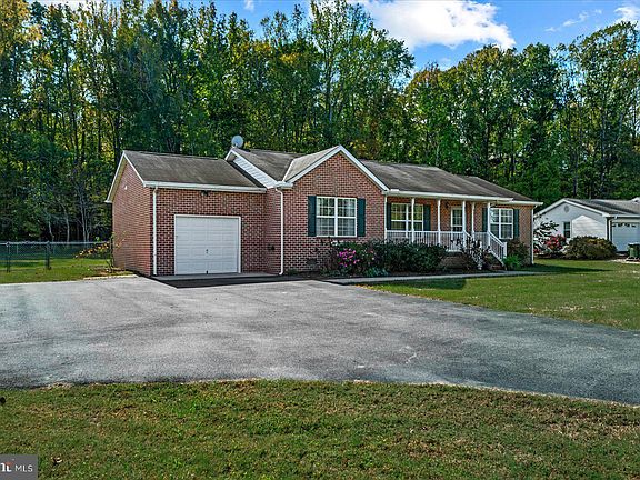 4th image of 10310 Shaw Dr