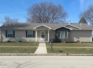 805 Elm St, Allison, IA 50602