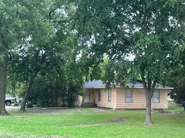 3504 Ames Rd, Lancaster, TX 75134