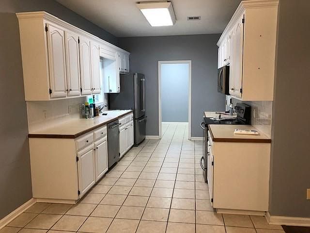 2nd image of 2709 Henderson Bayou Pl