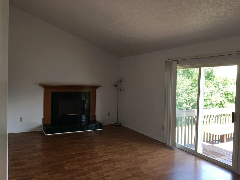 3212 Foxway Ct — Photo 12
