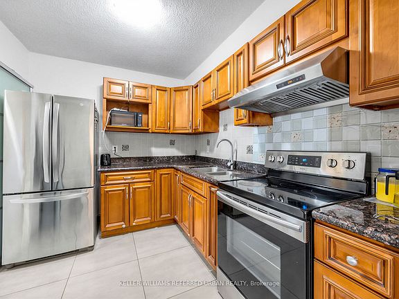 5th image of 4101 Sheppard Ave E #1104