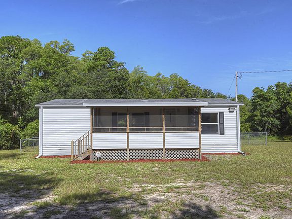 2nd image of 7325 Lynette Ln