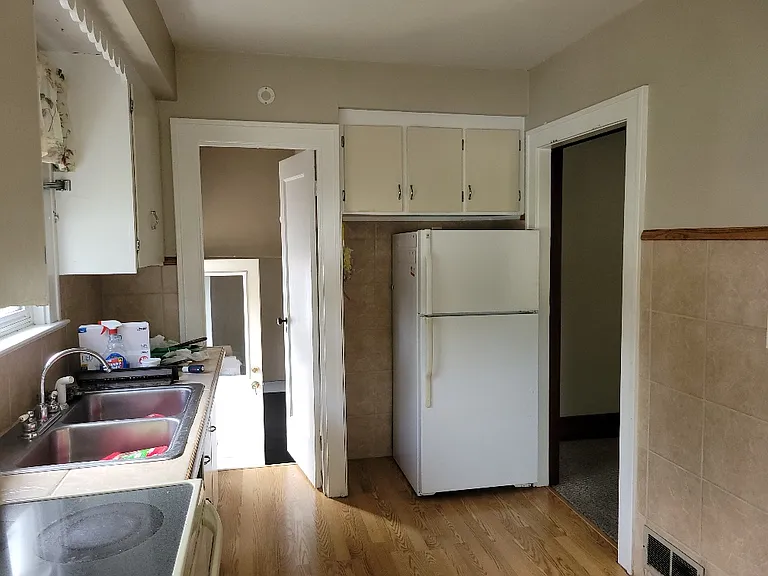120 N Lincoln Ave — Photo 6