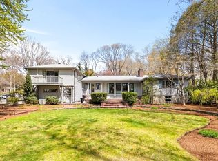1 Lantern Ln, Lexington, MA 02421