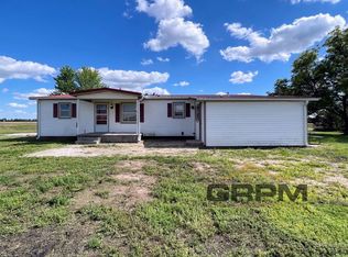 4007 S Whiteside Rd, Hutchinson, KS 67501