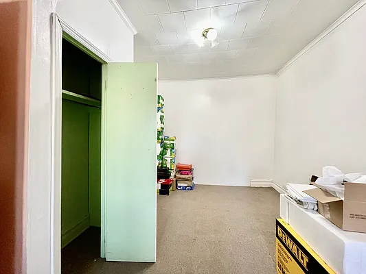 Rented by Capri Jet Realty Corp | media 17