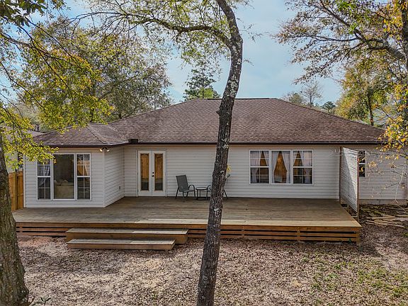 2nd image of 403 Hunters Ridge Rd