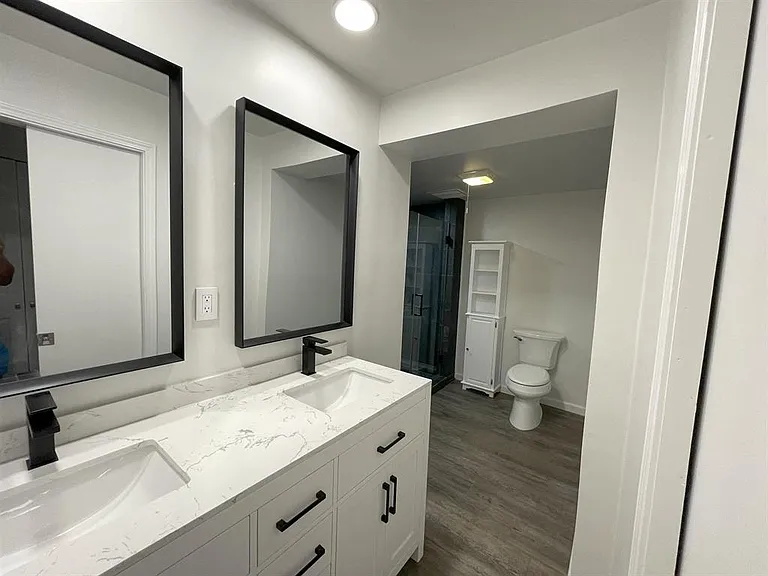 4967 Kimball Ave — Photo 10