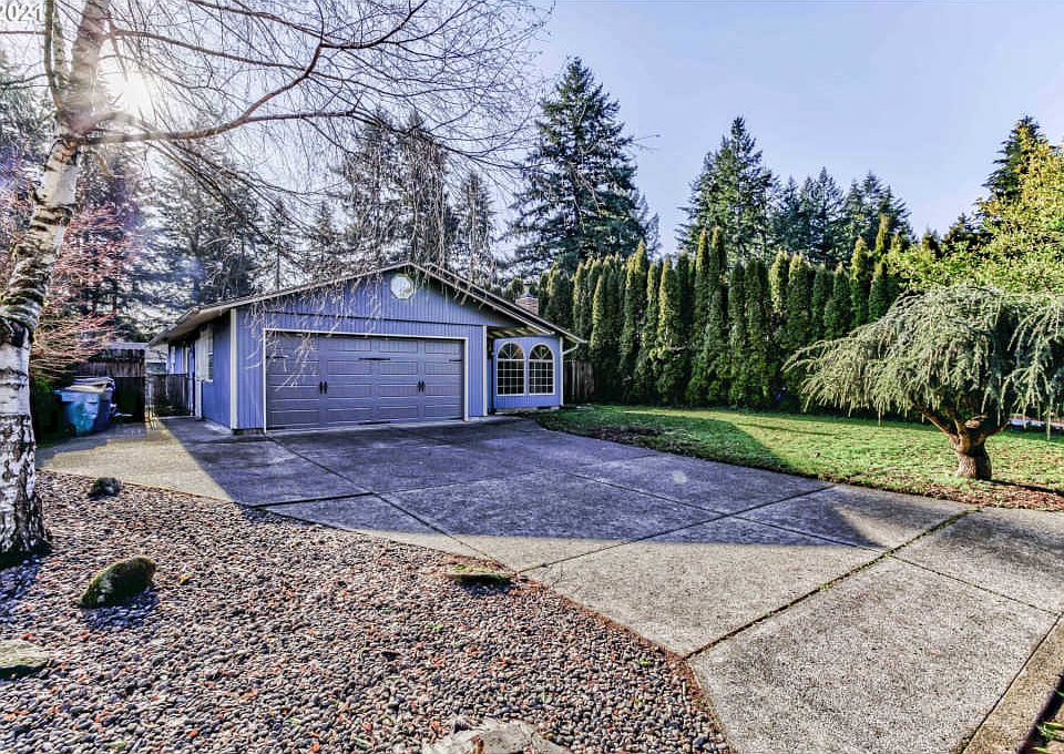 1st image of 12305 NE 35th St