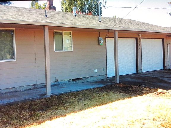 Double car garage
