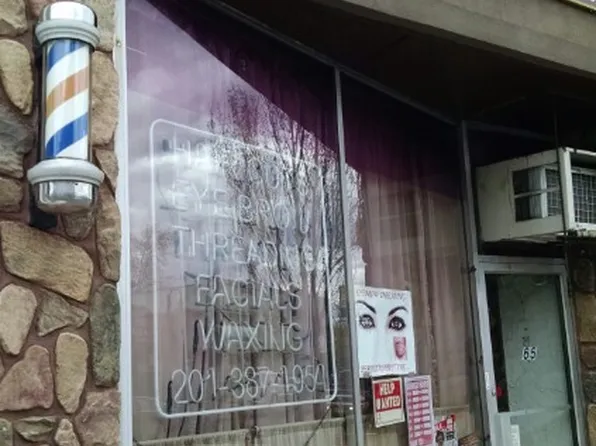 65 S Washington Ave, Bergenfield, NJ 07621