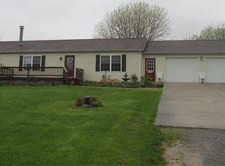 665 Greenfield Rd, Mercer, PA 16137