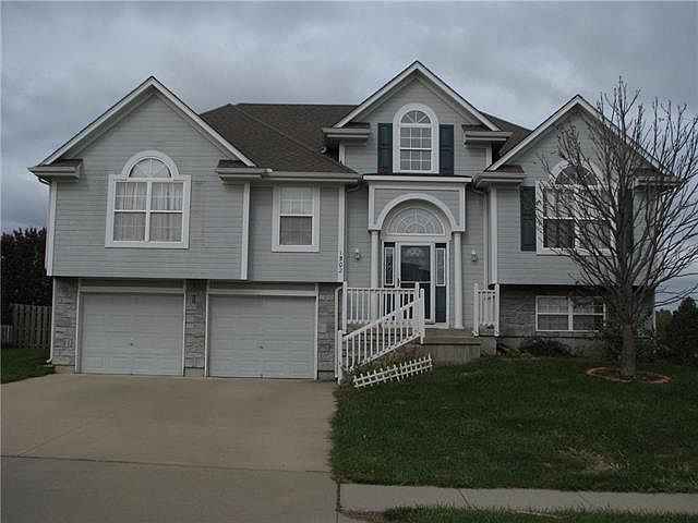 2nd image of 1502 Drury Cir