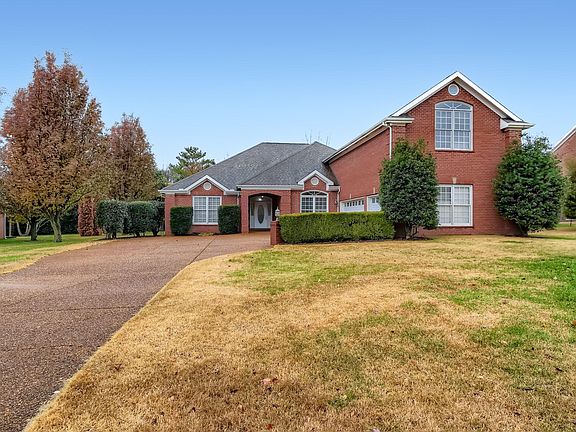 3rd image of 1747 Ethan Ln