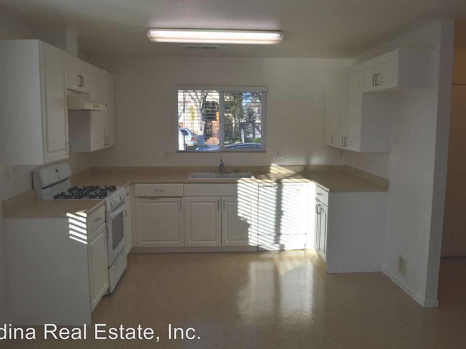 2nd image of 343 G St