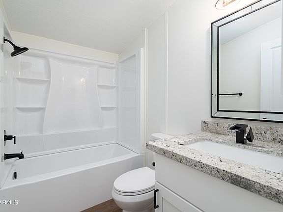 4th image of 9722 E EMPRESS Avenue