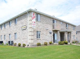 1107 Regent Dr APT 1, Dekalb, IL 60115