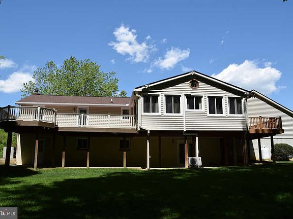 3rd image of 3610 King Dr