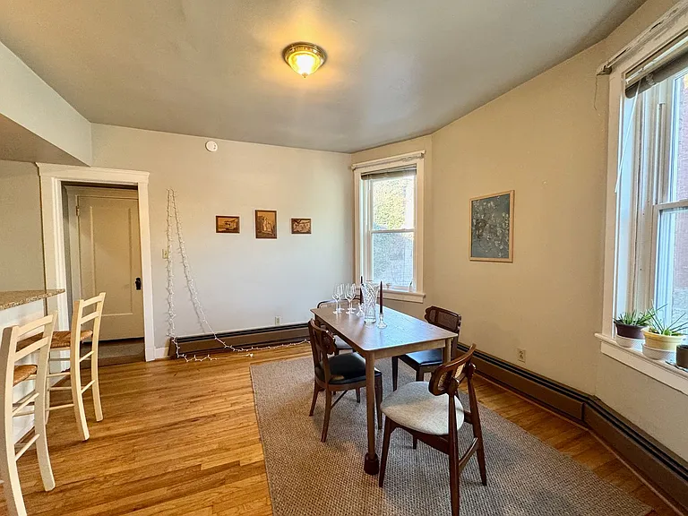 Nixon St. Apartments — Photo 8