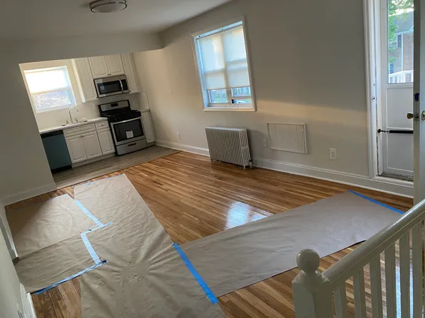 (undisclosed Address), Oakland Gardens, NY 11364