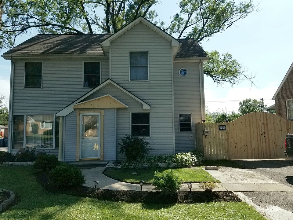 1st image of 129 Victoria Dr