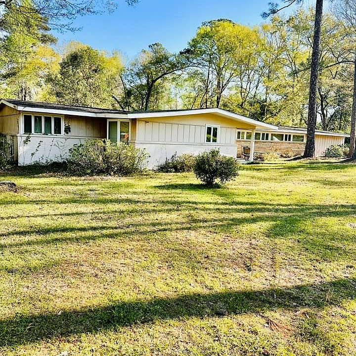 1st image of 1504 Sioux St