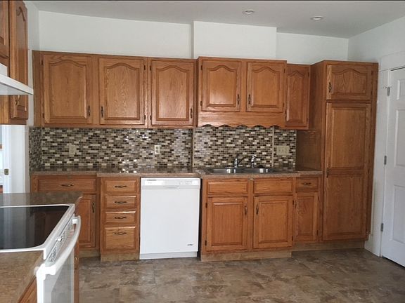 3rd image of 49 N Atherton Ave