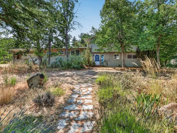 485 Orchard St, Ashland, OR 97520