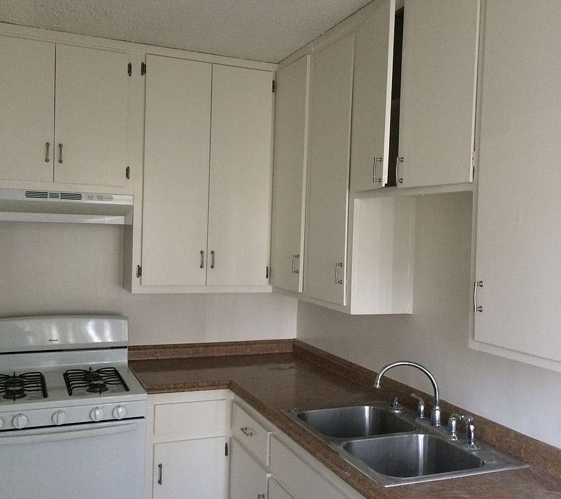 1st image of 4258 W El Segundo Blvd APT A