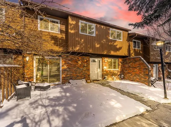 287 S Southampton Dr SW #60, Calgary, AB T2W 2N5