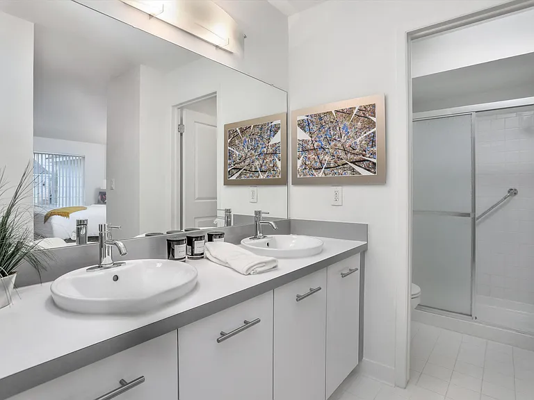 Aldingbrooke Apartments — Photo 16