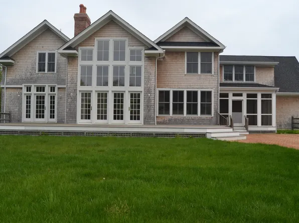 https://photos.zillowstatic.com/fp/c3eb335269ea13541dca986e53be68e4-p_e.webp