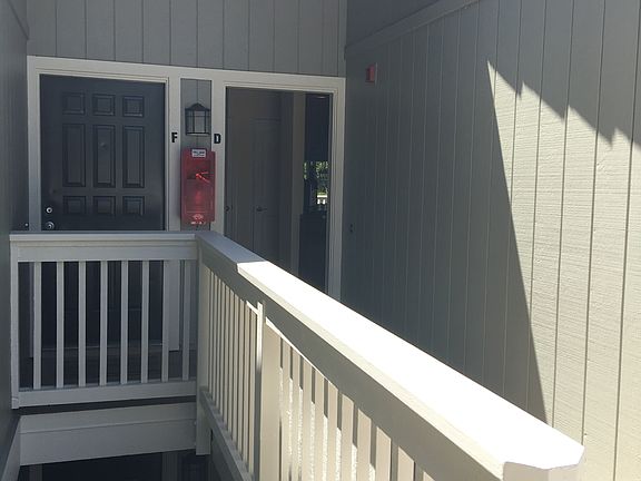 2nd image of 866 Apricot Ave APT D