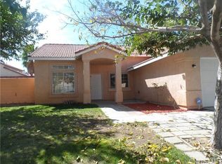 5714 Barcelona Dr, Palmdale, CA 93552