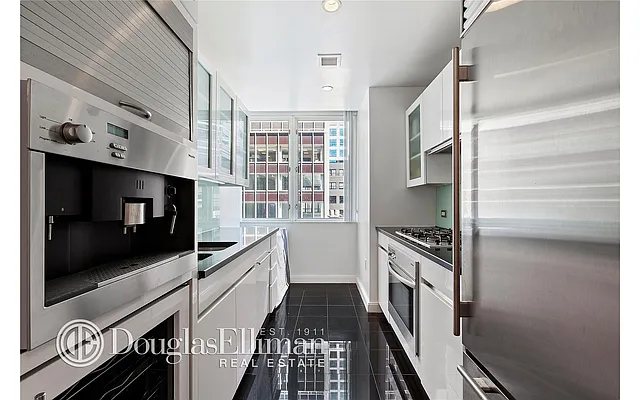 Rented by Douglas Elliman | media 34