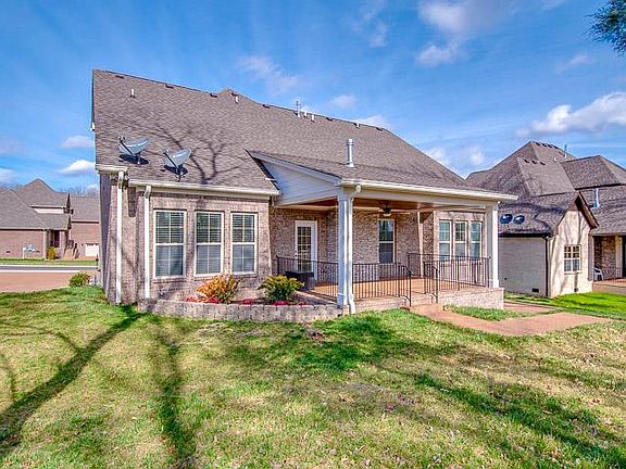 4th image of 1633 Eden Rose Pl