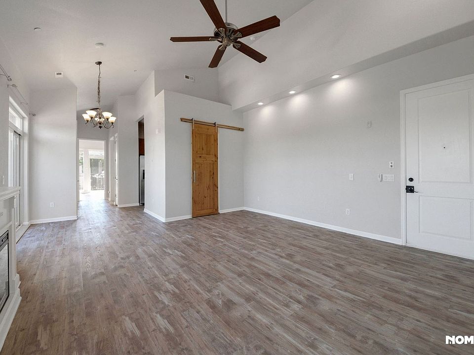 1st image of 2100 N Humboldt St APT 305