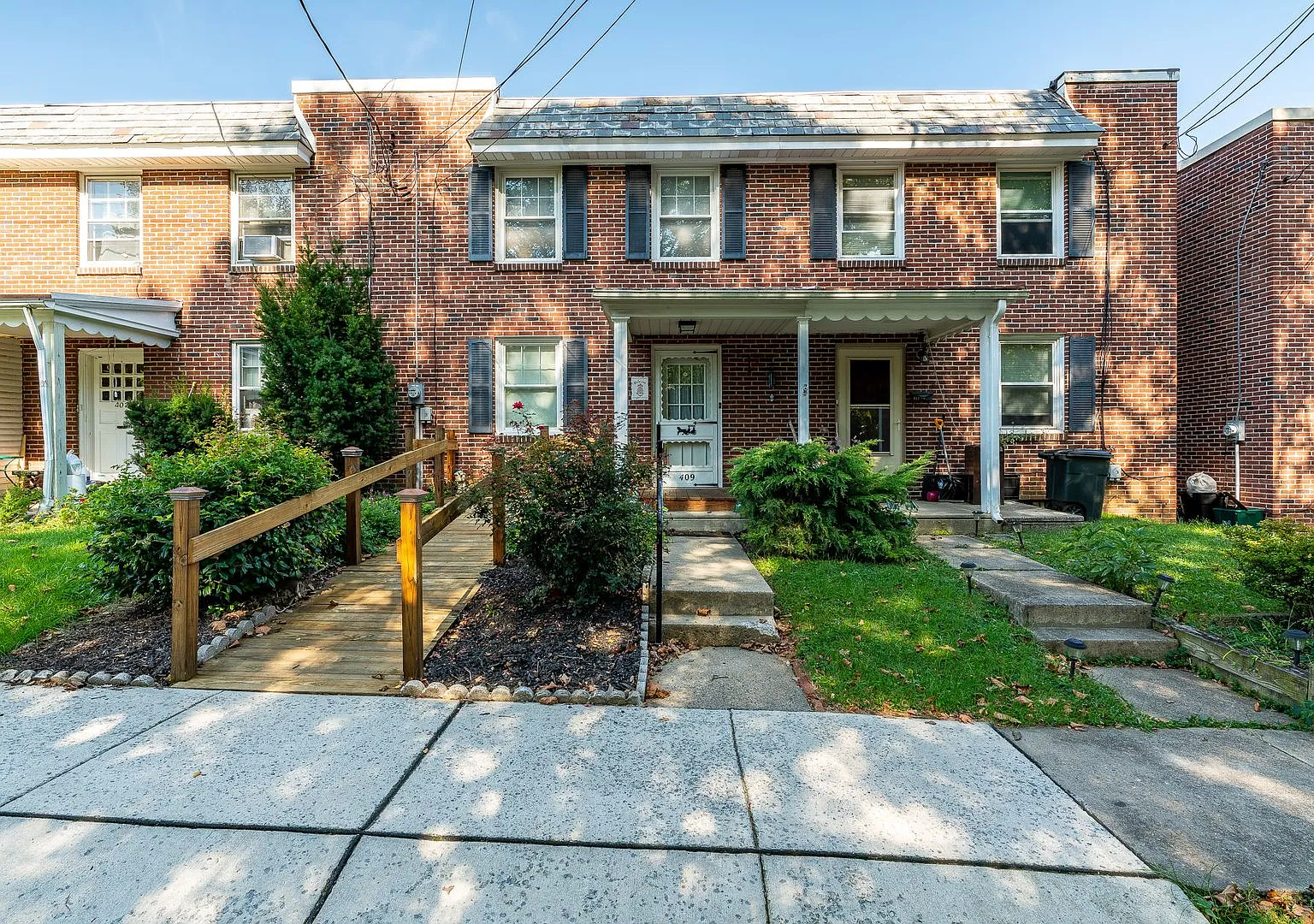 3 Bed 1 Bath Townhouse In Cabbage Hill Lancaster City — Photo 2