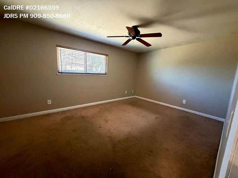 4725 Francis Ave — Photo 9
