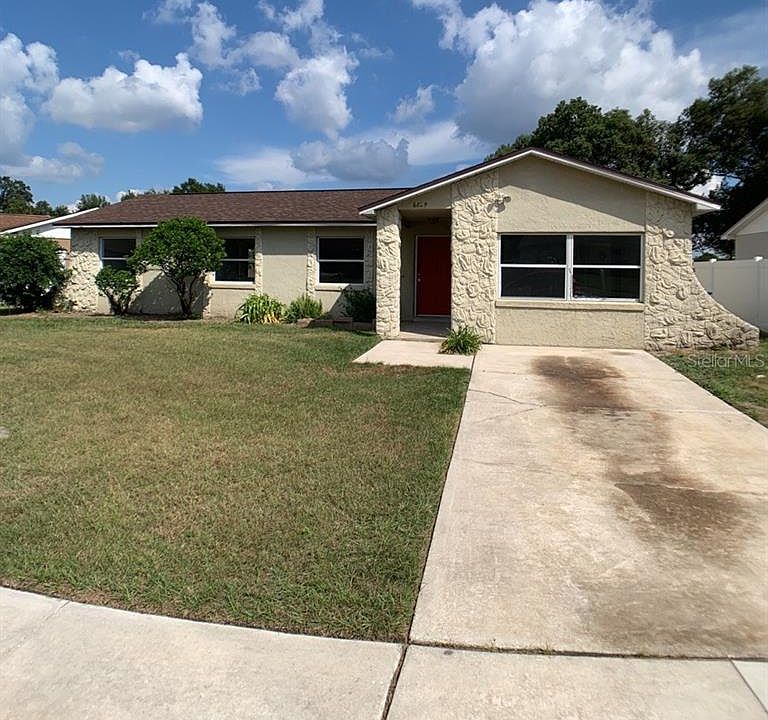 1st image of 6829 Alpert Dr #1
