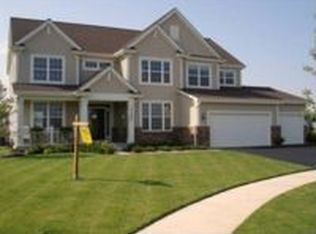 11151 Fitzgerald Ln, Huntley, IL 60142