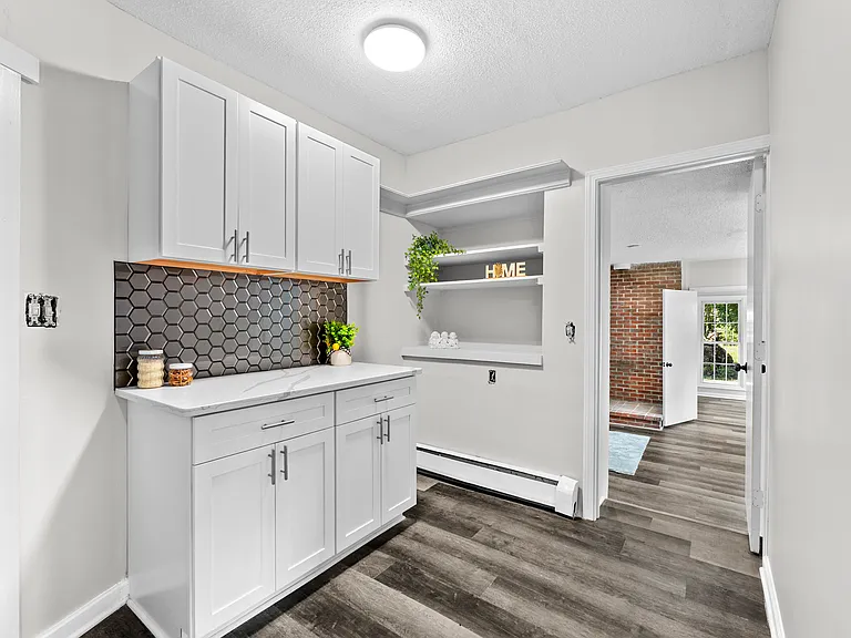 34080 Orangelawn St — Photo 20