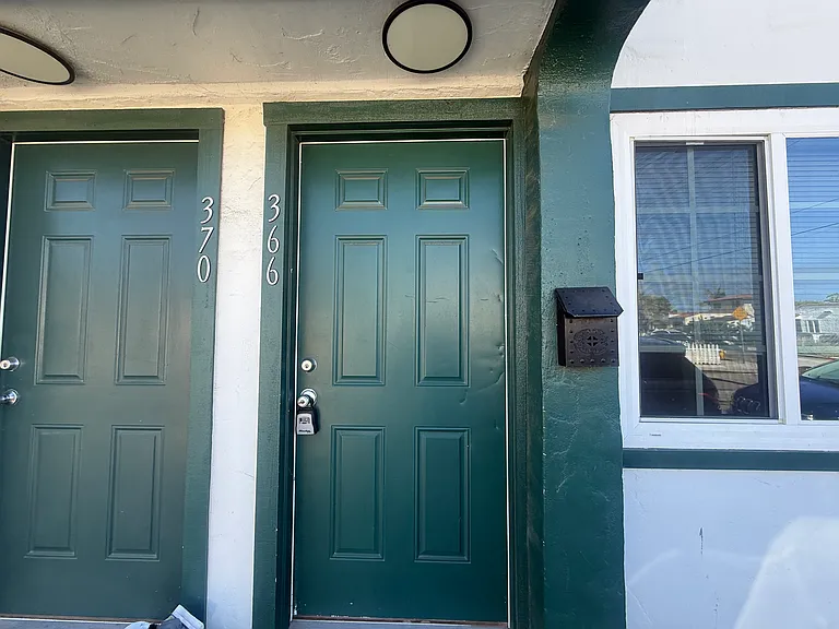 366 N Olive St #366 — Photo 9