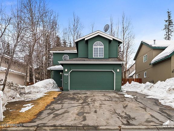 3rd image of 7532 Eastbrook Cir