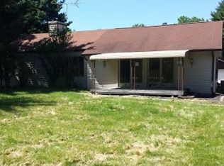 6412 Genaw Rd, Cottrellville, MI 48039