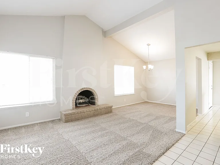 3868 Vista Largo Dr — Photo 3