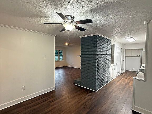 2nd image of 404 McClain Rd